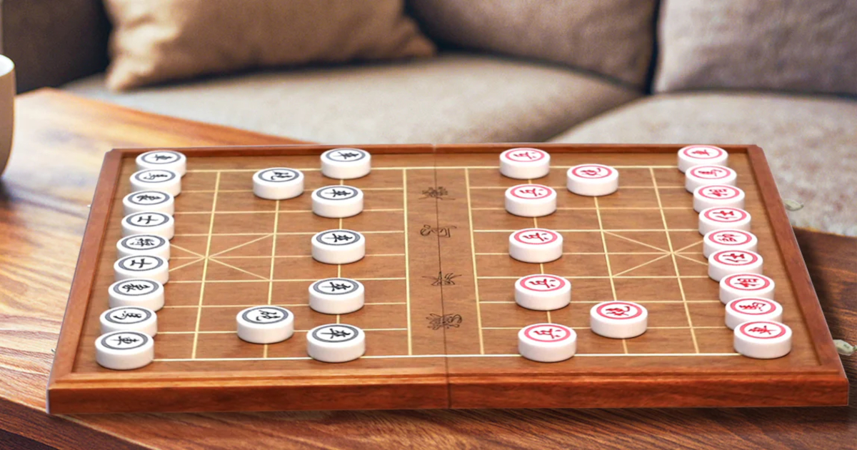 Defending the Palace: How to Build an Unbreakable Defense in Xiangqi